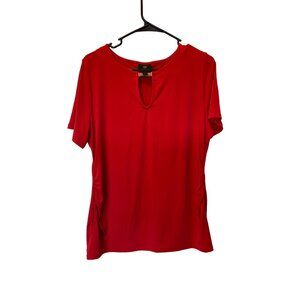 🍒 2/$20 🍒 JM Red Blouse with Gold Accent at Neckline & Rouched Sides sz Large